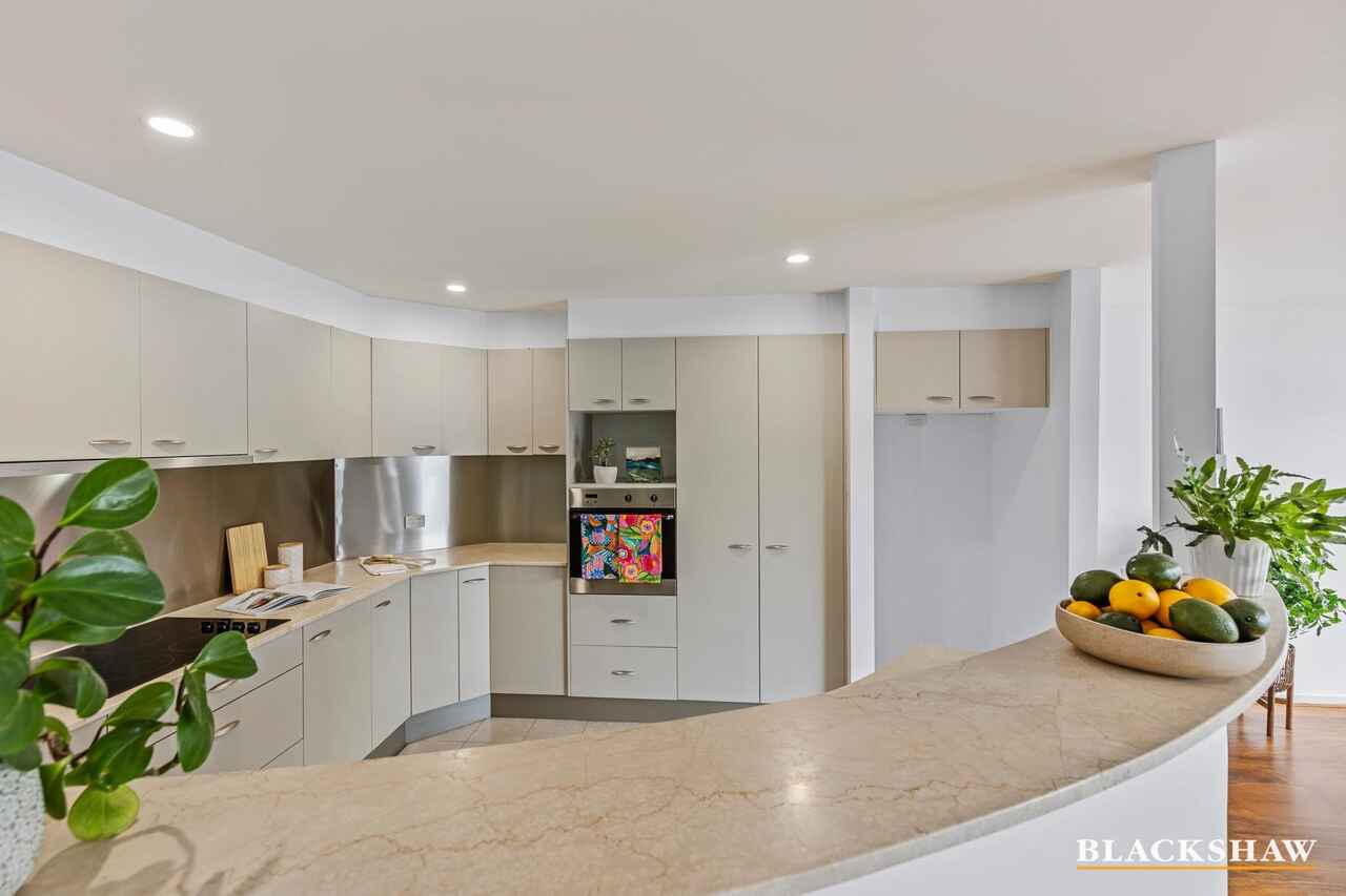 14/5 Crag Road Batehaven