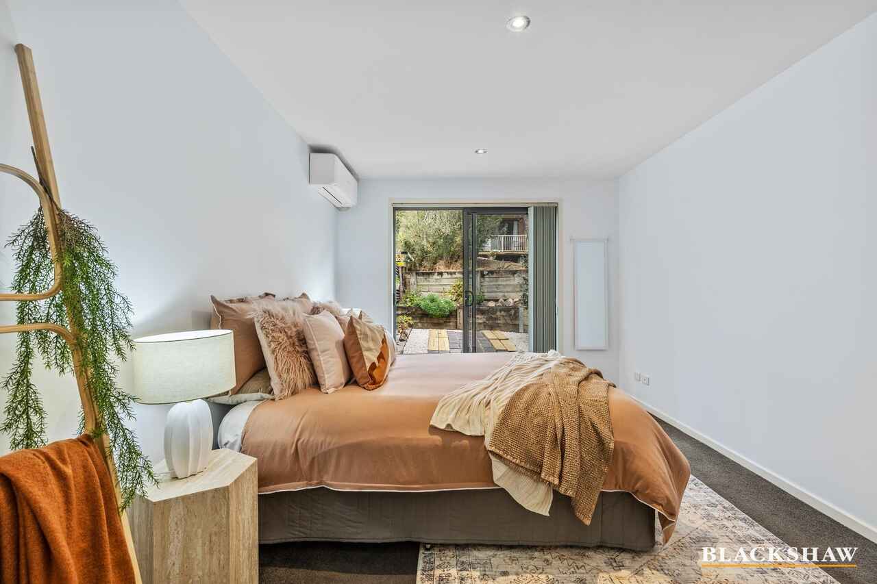 14/5 Crag Road Batehaven