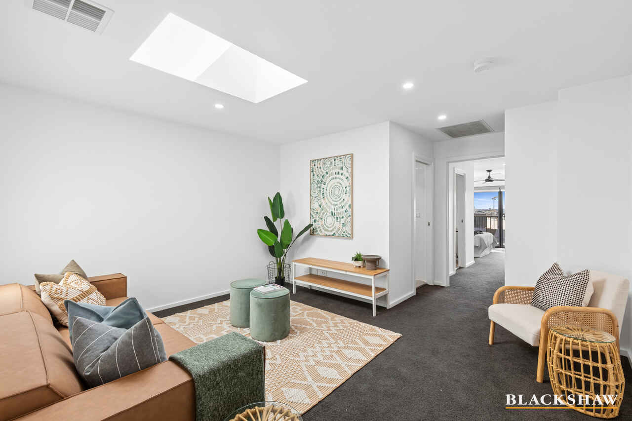 27/2 Eureka Way Denman Prospect