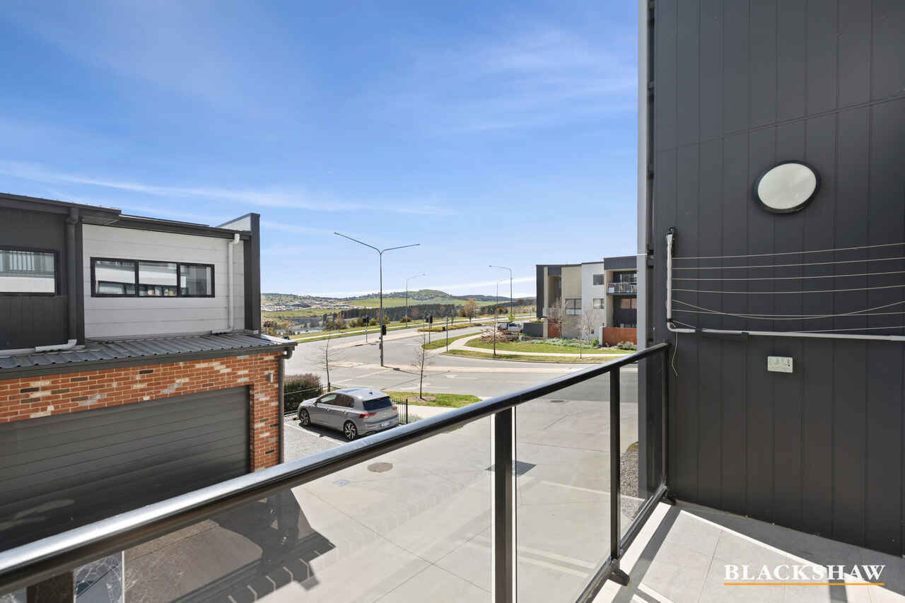 27/2 Eureka Way Denman Prospect