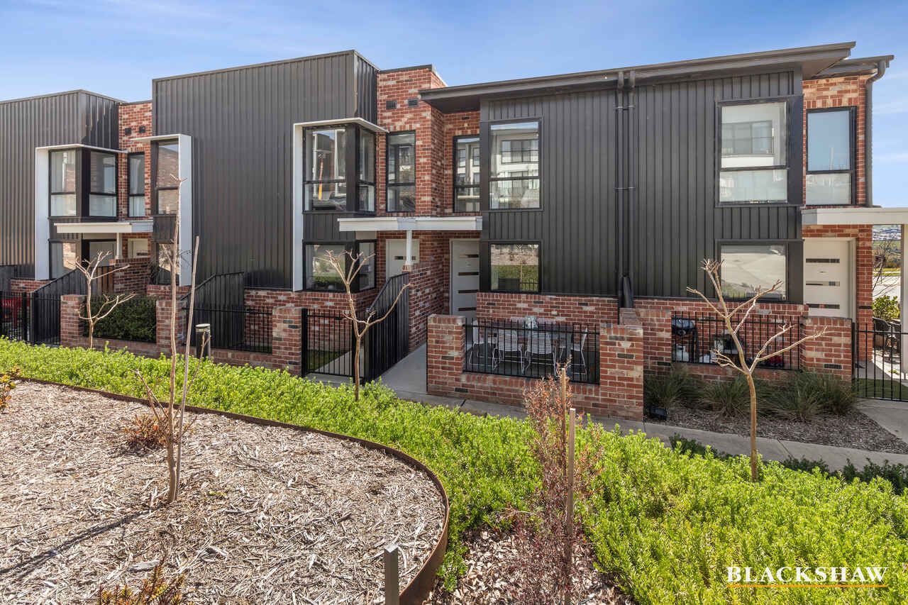 27/2 Eureka Way Denman Prospect