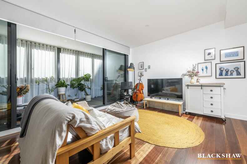 330/2 Anzac Parade Campbell