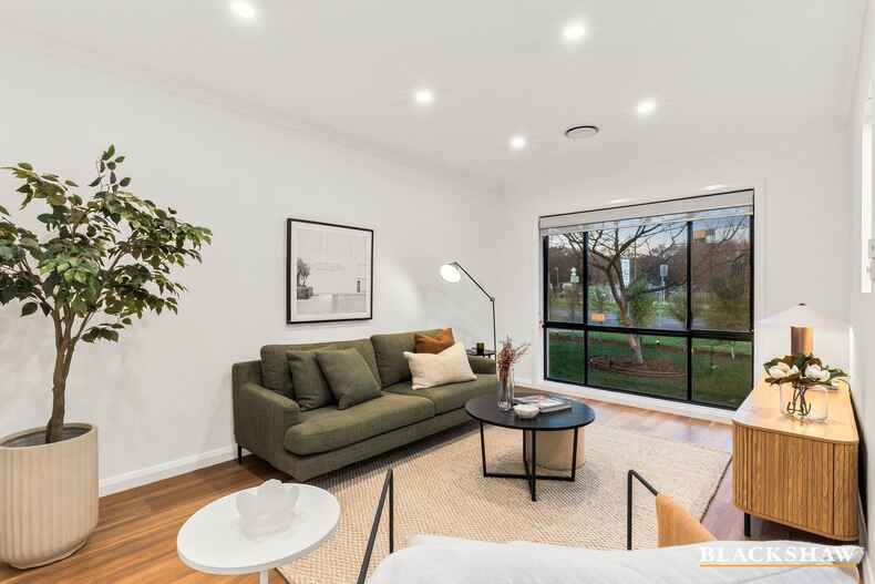 1/146 Kitchener Street Garran