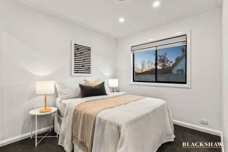 1/146 Kitchener Street Garran