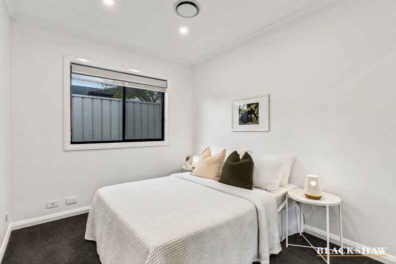 1/146 Kitchener Street Garran
