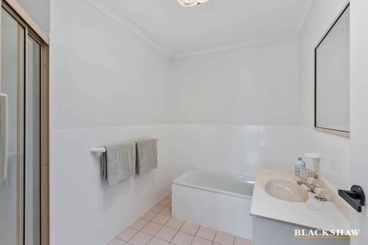 4/32 Train Street Broulee