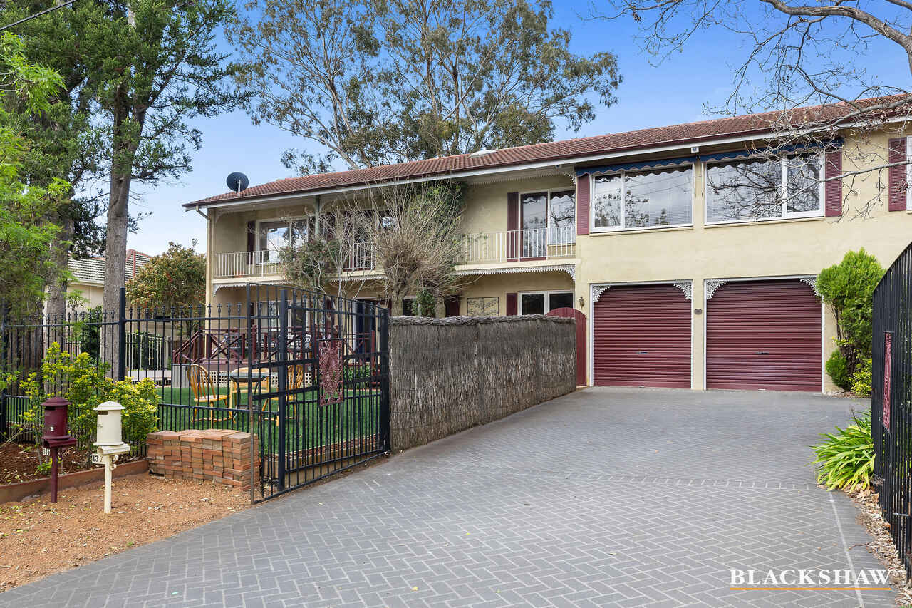 135 Monaro Crescent Red Hill