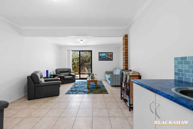 2 Moir Place Broulee