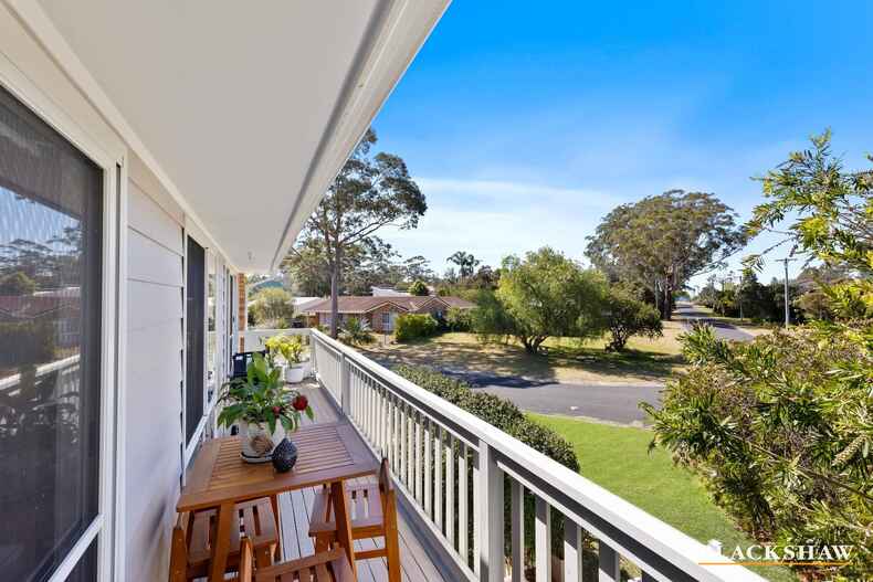 2 Moir Place Broulee