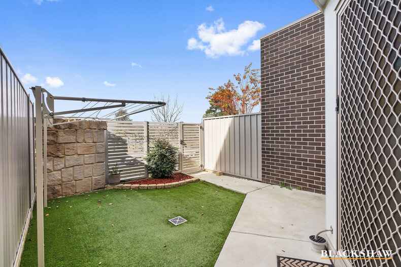 33/40 Pearlman Street Coombs 33/40 Pearlman Street Coombs