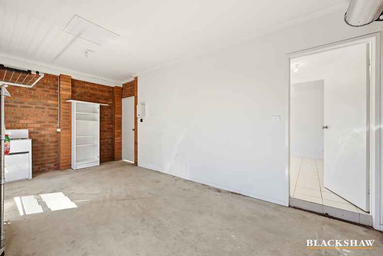 5/4 Taroona Place Lyons