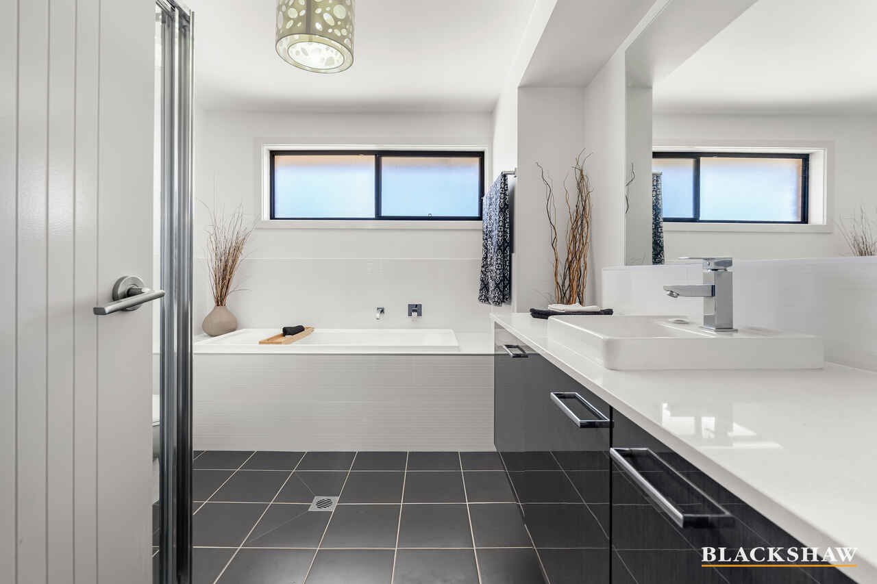 8 Galloway Place Bungendore