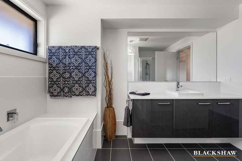 8 Galloway Place Bungendore 8 Galloway Place Bungendore
