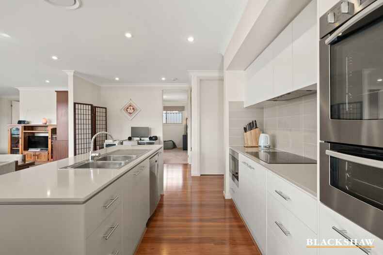 7 Lacewing Street Wright