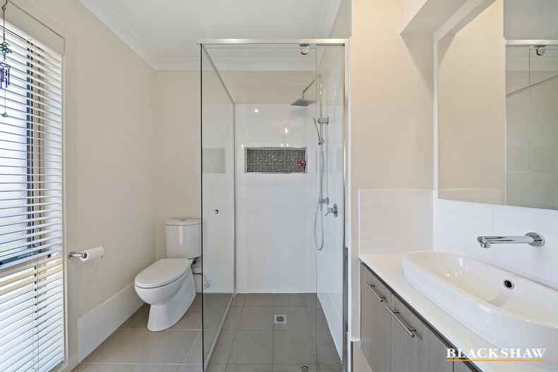 7 Lacewing Street Wright