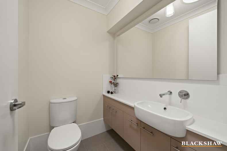 7 Lacewing Street Wright