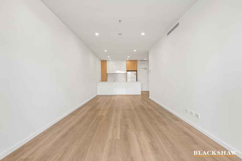 201/21 Captain Cook Crescent Griffith