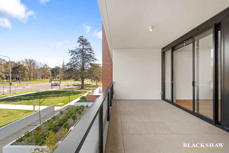 201/21 Captain Cook Crescent Griffith