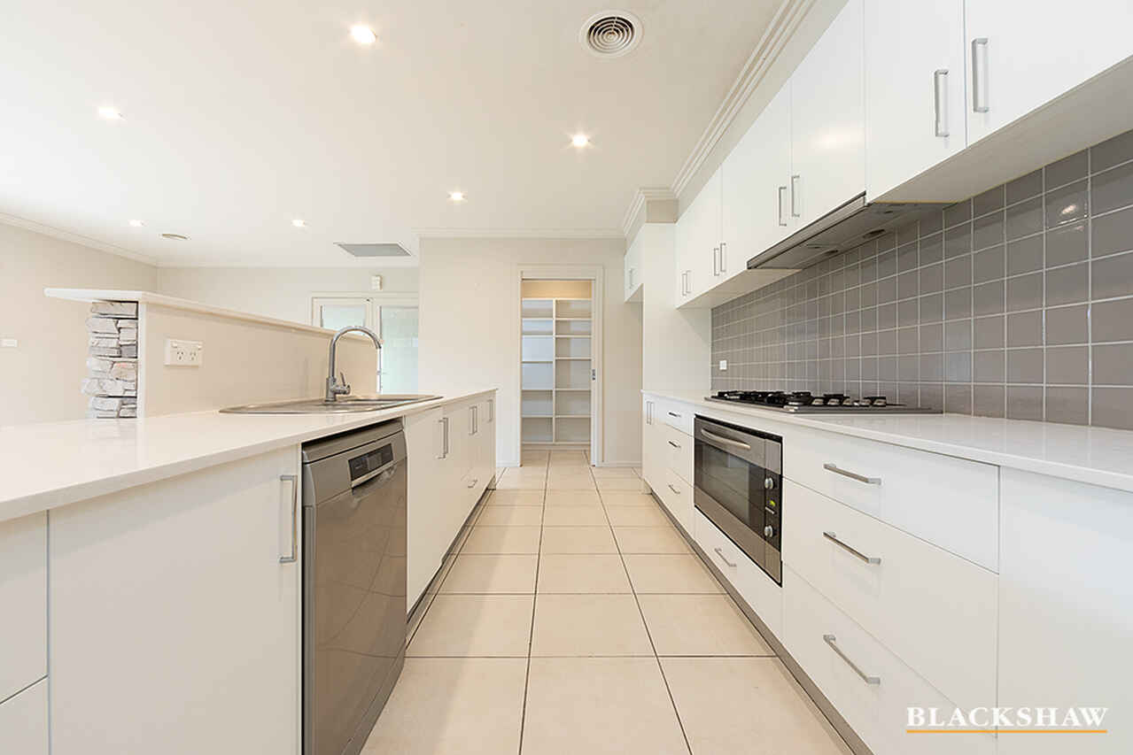 5 Gurrana Street Jerrabomberra