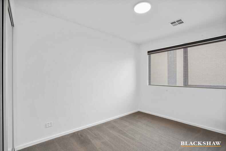 12A Harold White Avenue Coombs