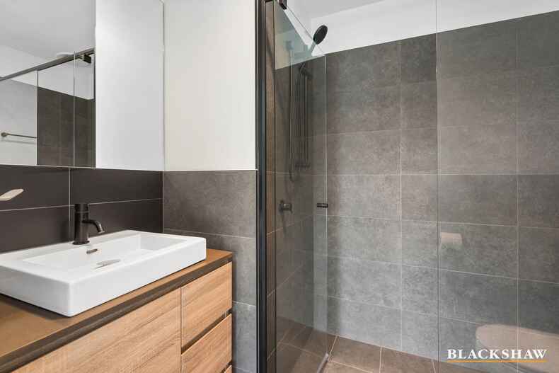 12A Harold White Avenue Coombs