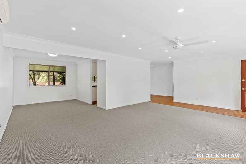 7 Thomas Mitchell Crescent Sunshine Bay