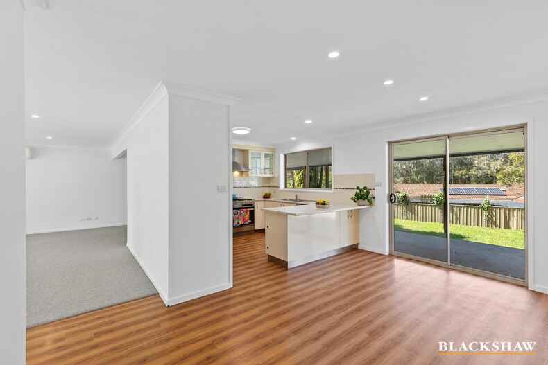 7 Thomas Mitchell Crescent Sunshine Bay