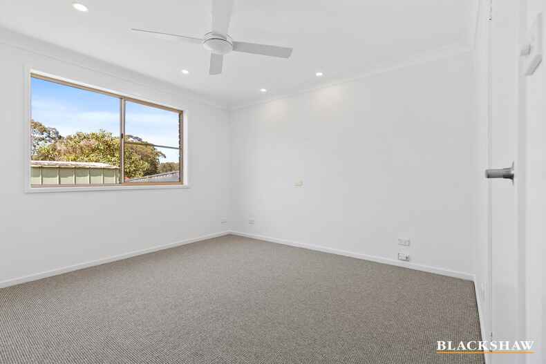 7 Thomas Mitchell Crescent Sunshine Bay