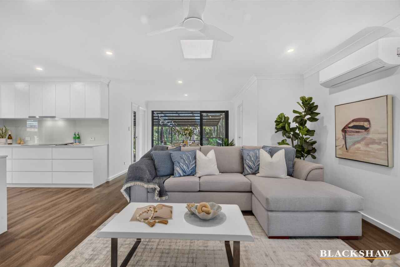 27 Sandy Place Long Beach