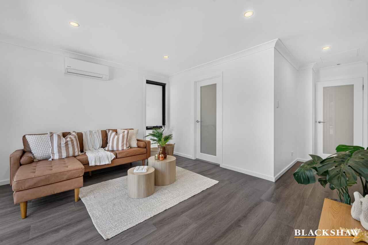 27 Sandy Place Long Beach