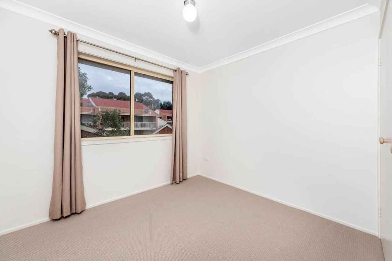 48A/12 Albermarle Place Phillip