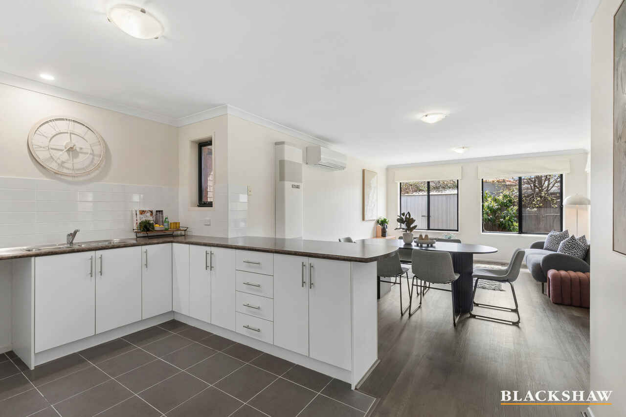 9 Constance Stone Street Macgregor