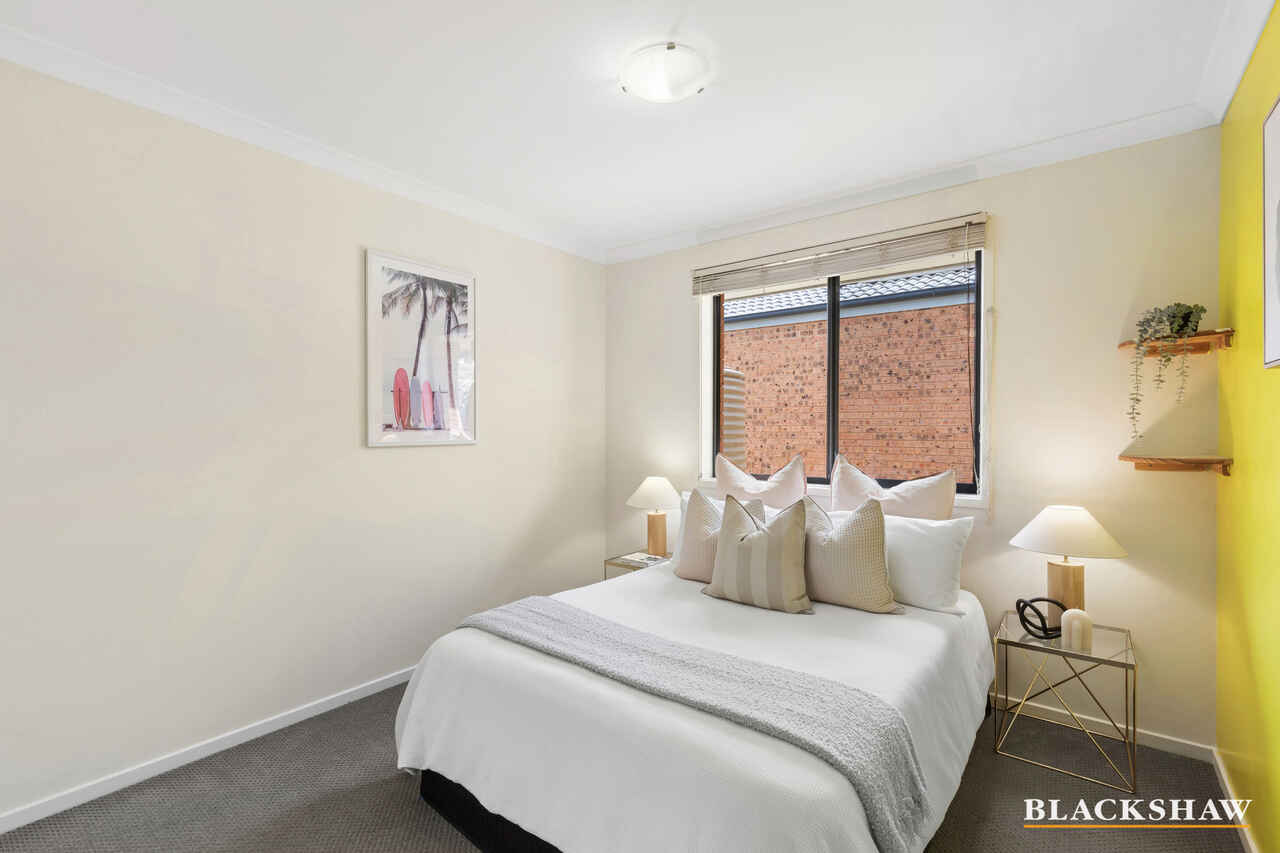 9 Constance Stone Street Macgregor