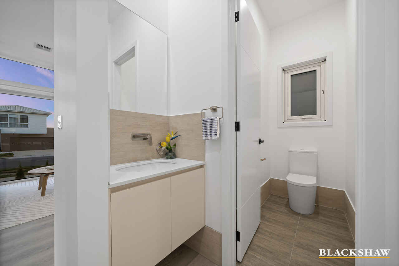 29 Malcolm Cole Terrace Whitlam
