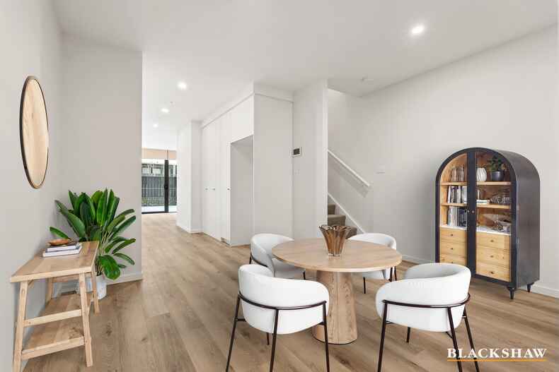LG08/170 Anthony Rolfe Avenue Gungahlin LG08/170 Anthony Rolfe Avenue Gungahlin