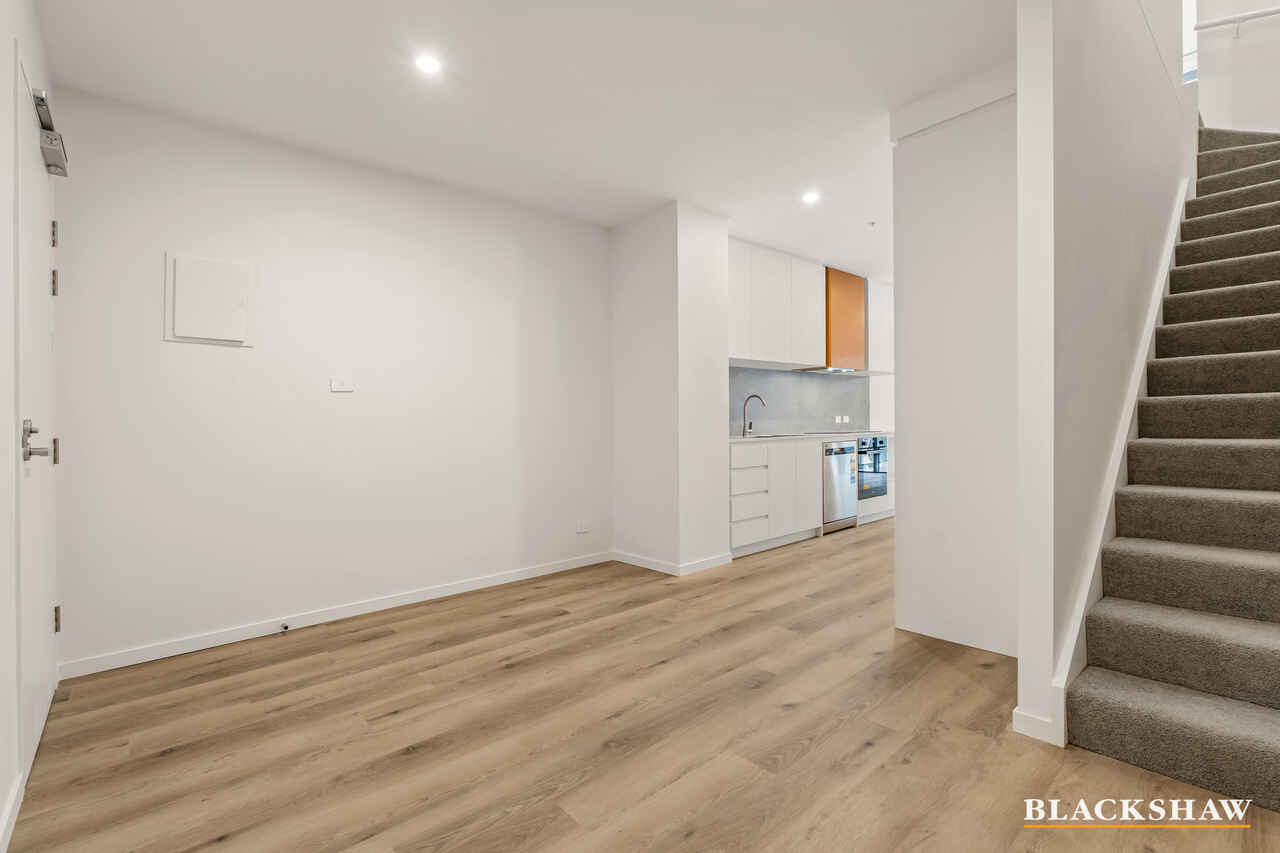 LG08/170 Anthony Rolfe Avenue Gungahlin