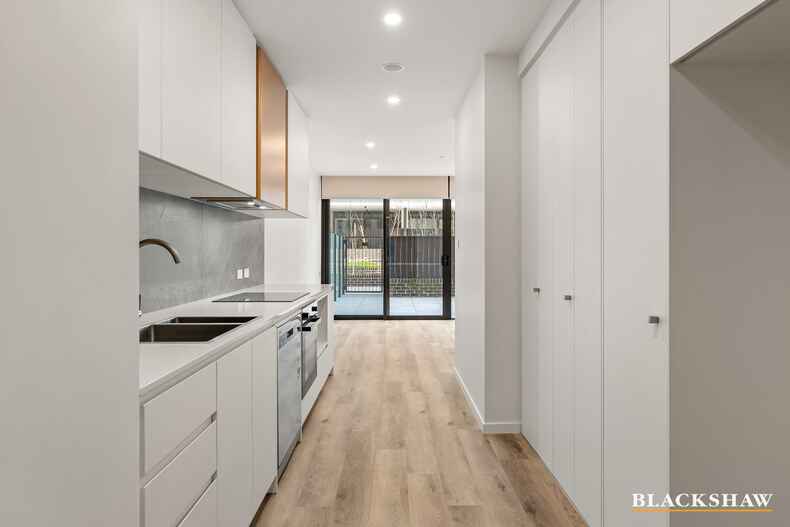 LG08/170 Anthony Rolfe Avenue Gungahlin LG08/170 Anthony Rolfe Avenue Gungahlin