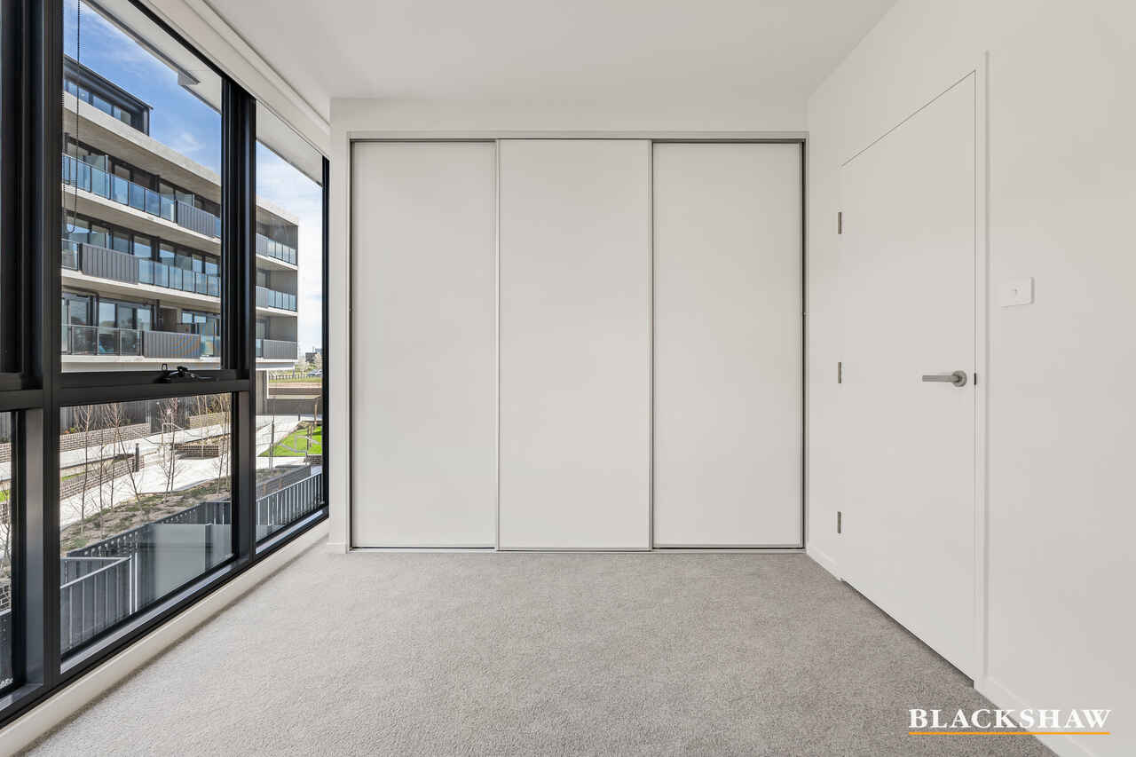 LG08/170 Anthony Rolfe Avenue Gungahlin