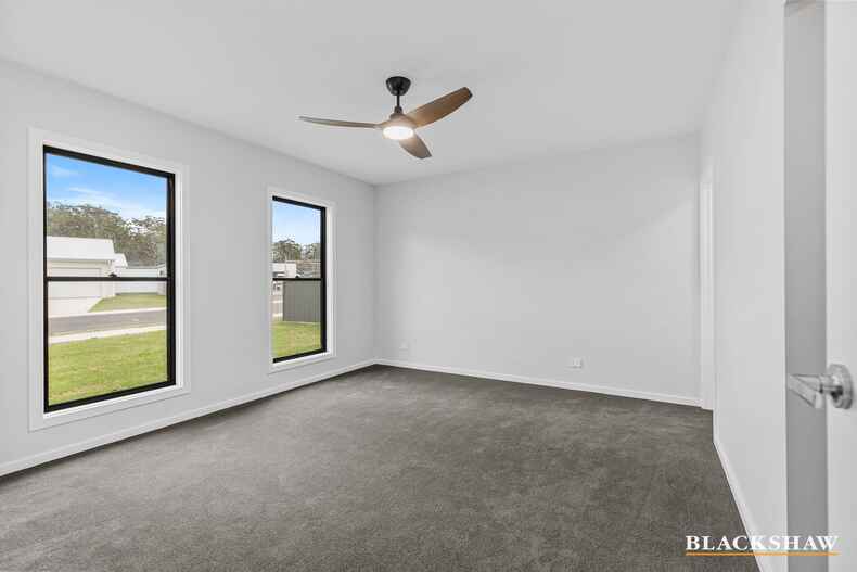 10 Pipi Close Broulee