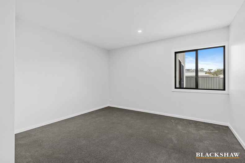 10 Pipi Close Broulee