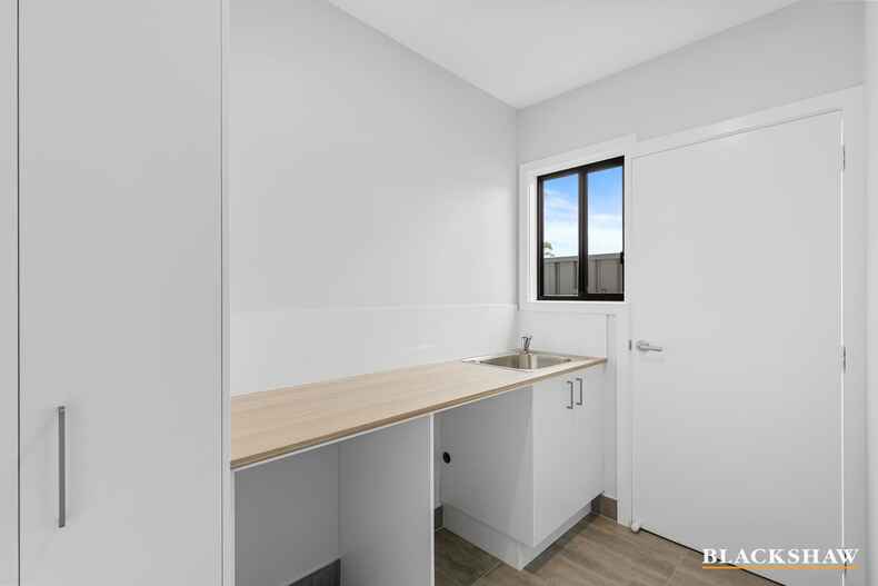 10 Pipi Close Broulee