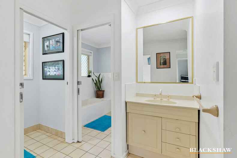 53 Karoola Crescent Surfside