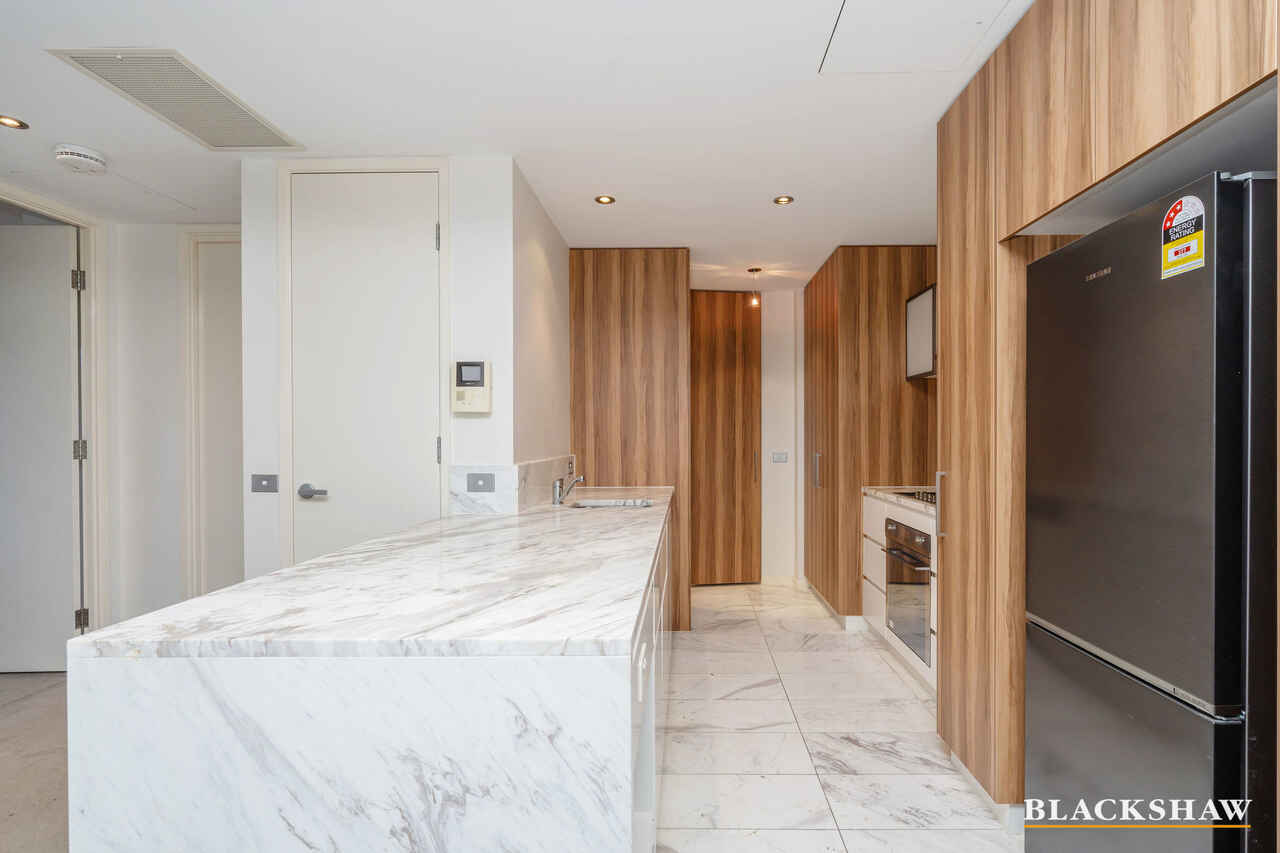 72/15 Coranderrk Street City