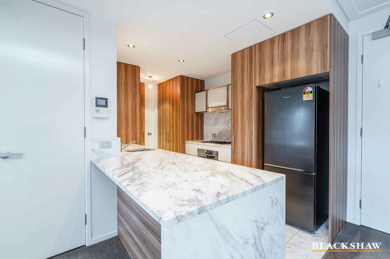 72/15 Coranderrk Street City