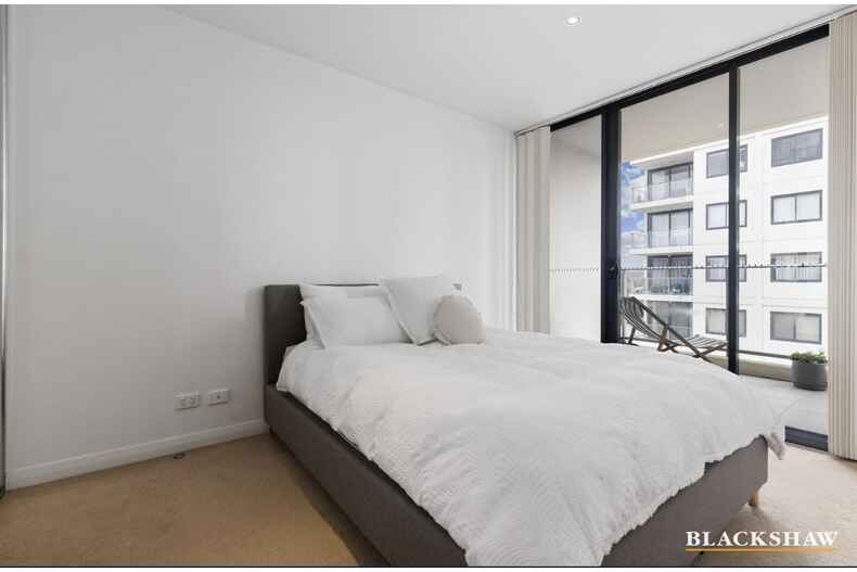 157/1 Mouat Street Lyneham
