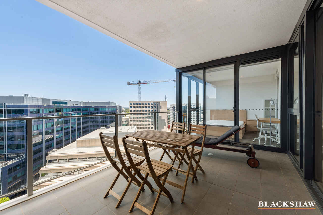 162/45 West Row City