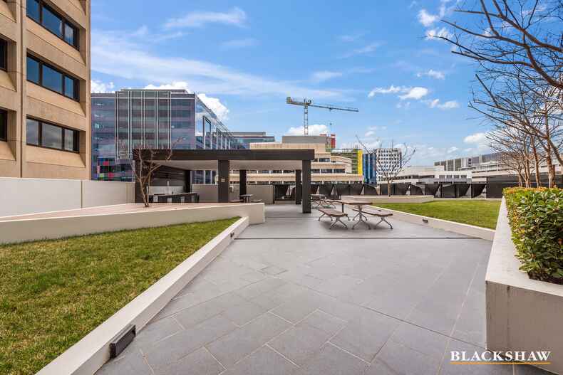 162/45 West Row City