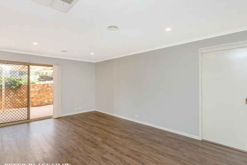 8 Annand Place Queanbeyan