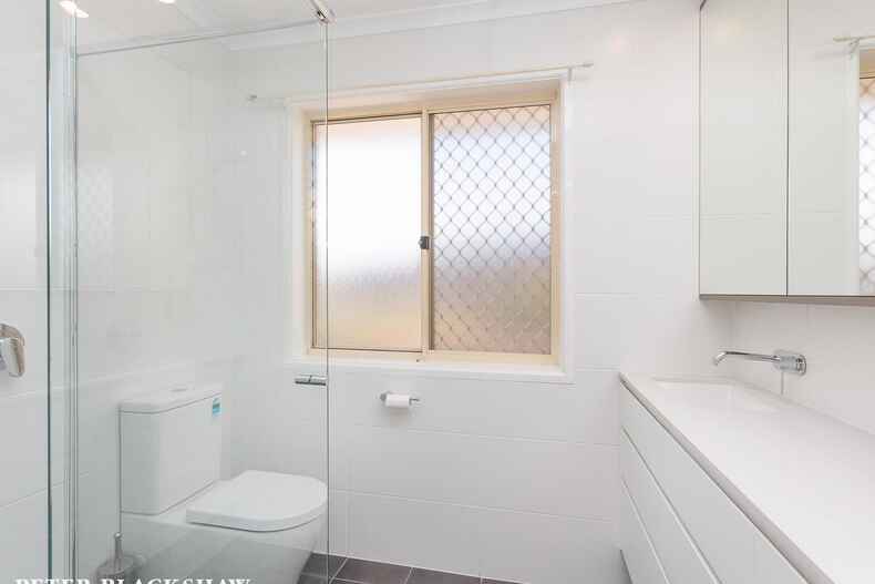 8 Annand Place Queanbeyan