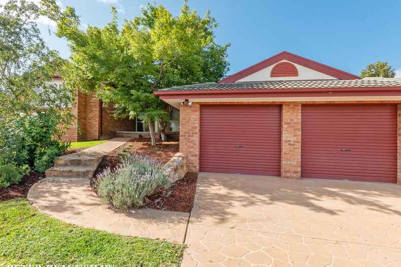 8 Annand Place Queanbeyan